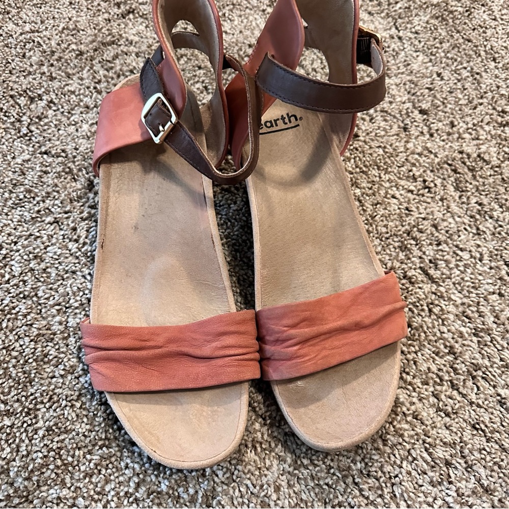 Earth Ivy Symphony heeled sandals, pink size 9.5